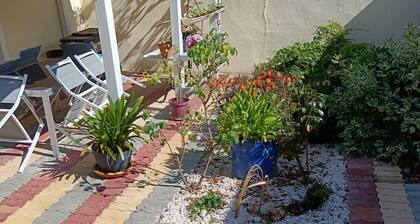 Townhouse near 24 heures du mans. and rotonde. Quiet neighborhood