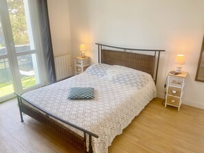 2 chambres, fer et planche Ă repasser, Wi-Fi gratuit