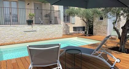 Jolie maison provençale idéalement située 130m2, 4 chambres, piscine