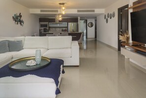 Smart-TV, Tischtennisplatte