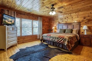 3 bedrooms, iron/ironing board, free WiFi, bed sheets - View To Remember, Stunning Mountain Views, Hot Tub, Game Room, Near Pigeon Forge (Sevierville)