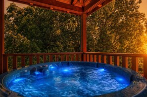 Baignoire à remous extérieure