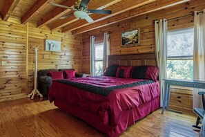 3 عدّة غرف نوم ومكواة/لوح كي وواي فاي مجانًا وملاءات أسرّة