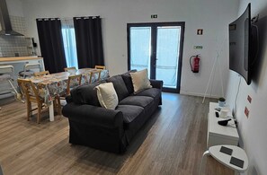 Smart TV - Refúgio da Ilha (Ponta Delgada)