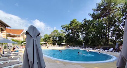 🌊 🌳Medoc at its Best for a Peaceful retreat 500m from Beach