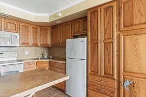 Coffee/tea maker - Cozy Studio by Beach, Boardwalk & Amusement Park with Condo Pool! (Ocean City)