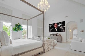 6 Schlafzimmer, Bügeleisen/Bügelbrett, Internetzugang, Bettwäsche