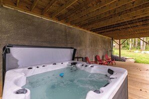 Bañera de hidromasaje exterior
