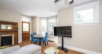 Ludlow Lodge w/ City Views