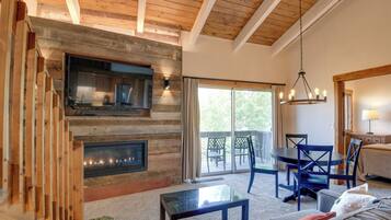 Apartment (2 Bedrooms) | Front of property