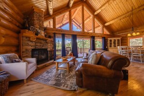 Cabin, Multiple Beds, Patio, Mountain View (Maggie’s Cabin) | Living area | 42-inch flat-screen TV with digital channels