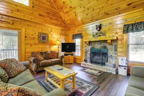 House (2 Bedrooms) | Interior - Sevierville Cabin w/ Hot Tub & Deck! (Sevierville)