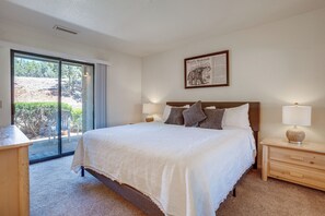 Apartment (2 Bedrooms) | Interior - Sedona Condo on Golf Course w/ Pool Access! (Sedona)