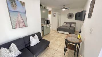 1 Schlafzimmer, Bügeleisen/Bügelbrett, WLAN, Bettwäsche