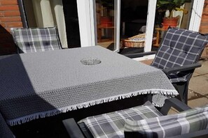 Outdoor dining - Ferienwohnung Schulz (Steinberg)