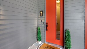 Unclassified image, 4 of 43, button - MCP Haus (New Braunfels)