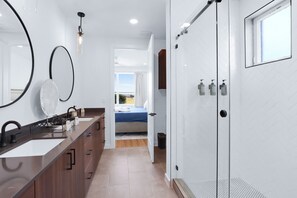Condo, Multiple Beds, Balcony (MCP Haus) | Bathroom | Towels, toilet paper - MCP Haus (New Braunfels)
