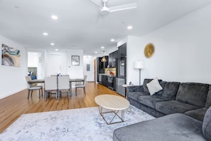 Interior - MCP Haus (New Braunfels)