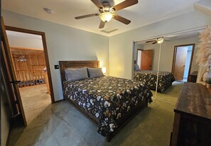 3 chambres, fer et planche Ă repasser, Wi-Fi, draps fournis
