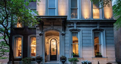 DuPont Mansion Bed & Breakfast