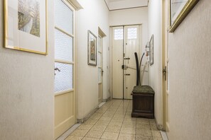 Interior entrance - Tera & Turi House by Wonderful Italy (Catania)