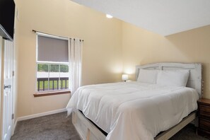 Apartment, Mehrere Betten, Balkon (Pondside Paradise Retreat)