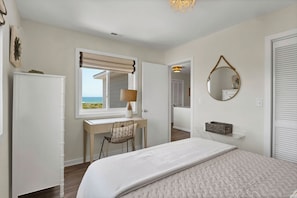 4 chambres, bureau, fer et planche à repasser, accès à Internet