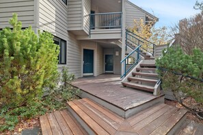 Exterior detail - Riverview Hideaway (Bend)