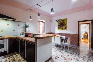 Apartment, Balcony | In-room dining - La Maison di Ortigia by Wonderful Italy (Syracuse)