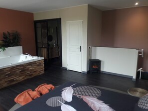 1 quarto, roupa de cama