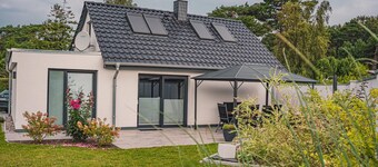 Cozy, modern vacation home on the Baltic Sea