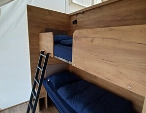 Tent | 2 bedrooms, individually furnished, bed sheets