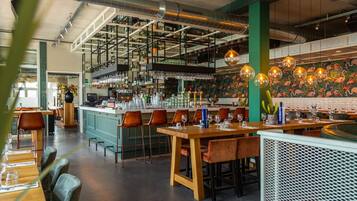 House | Dining