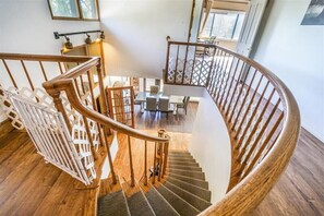 Interior - Treetop Haven - Indoor Jacuzzi & Hockey Table - Pet-friendly (Crestline)