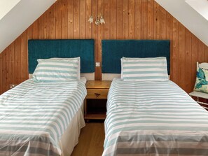 2 quartos, Wi-Fi de cortesia, roupa de cama