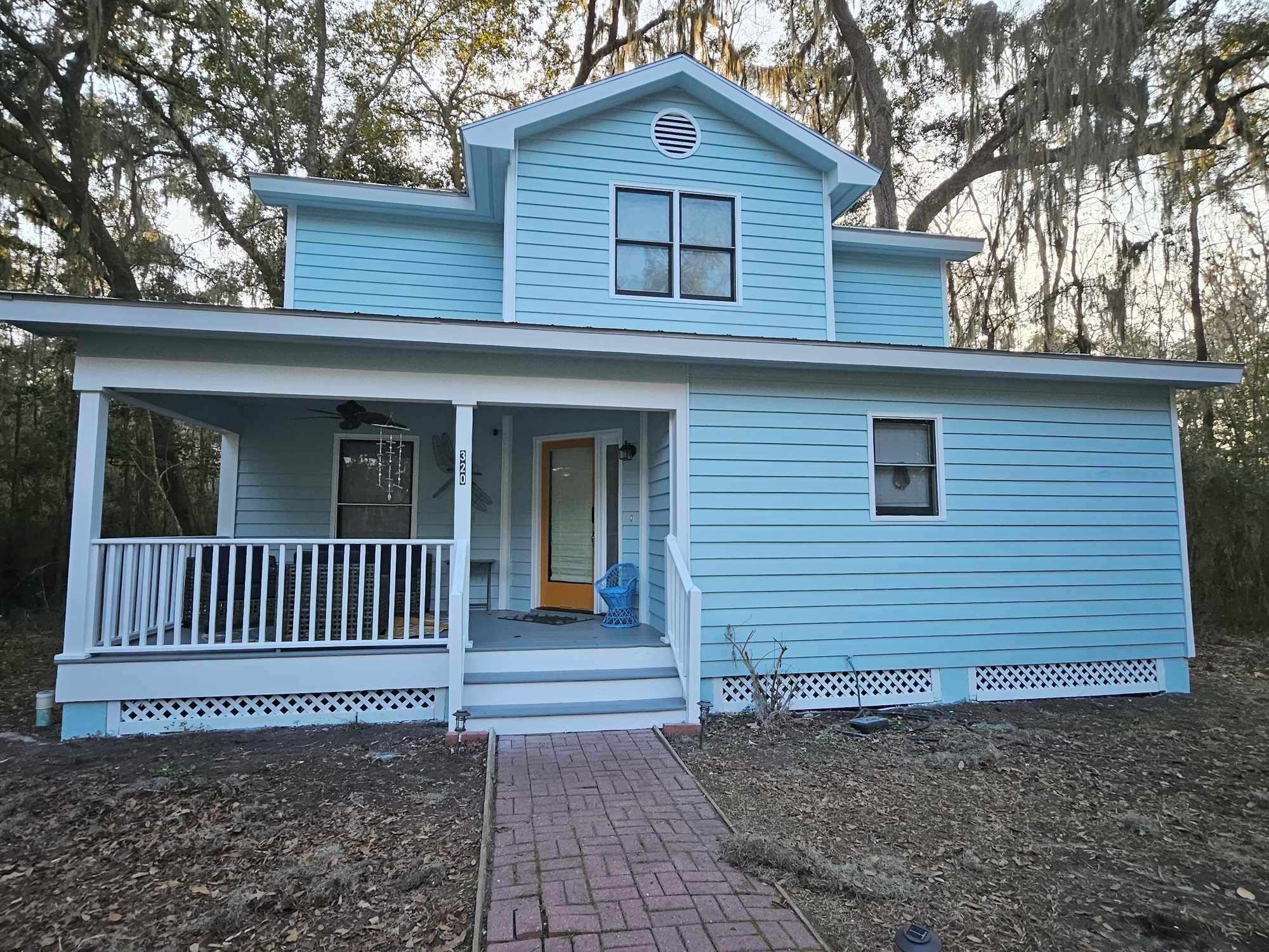 Charming 2-bedroom Cottage in peaceful Palm Key!
