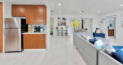 Charming 3-bedroom house with AC and WiFi in delightful Englewood