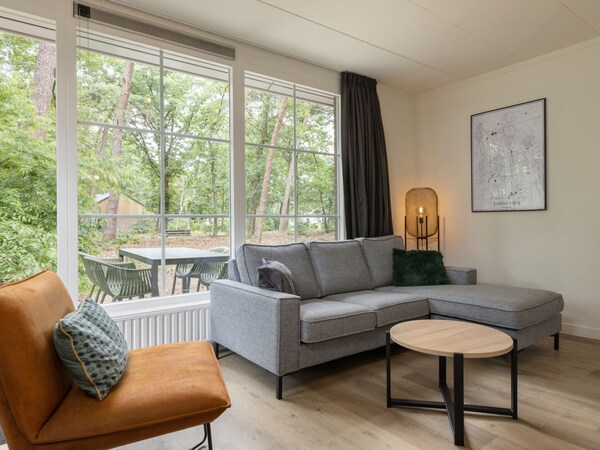 Bungalow In Park De Peel - Car-free Retreat - Nordbrabant