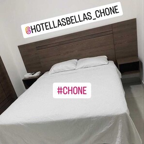 Kamar Standar, balkon, pemandangan kota | Meja kerja, ruang kerja ramah laptop, dan Wi-Fi gratis