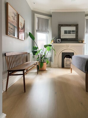 3 bedrooms, iron/ironing board, travel crib, free WiFi