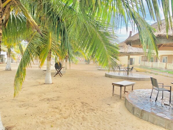Terrace/patio - Traveller beach lodge (Elmina)