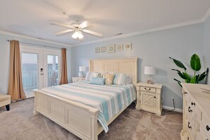 3 bedrooms, iron/ironing board, travel crib, free WiFi