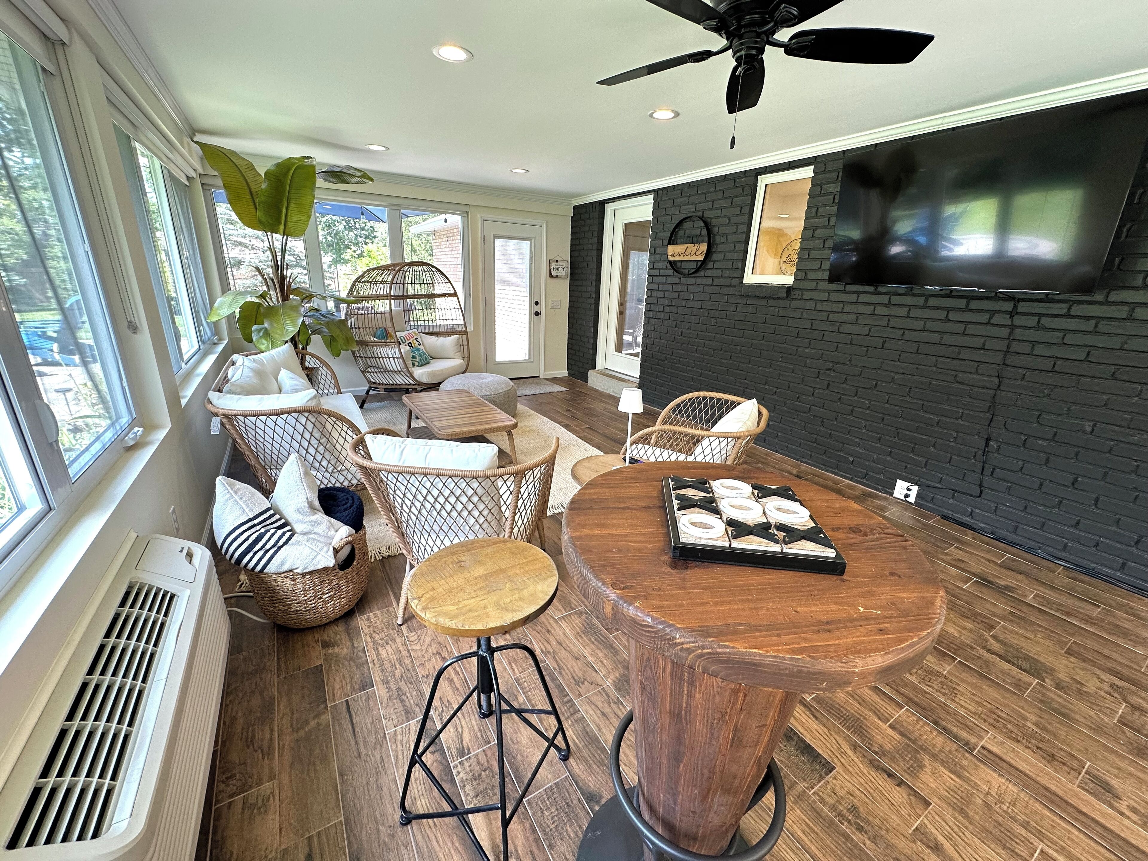 "Stay 'N Play" In Mason - Game Room/ 4 Season Room/ Wooded Private Yard/ Firepit - Loveland, OH