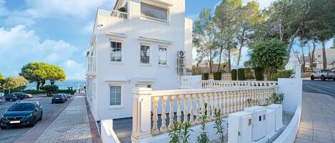 House | Exterior