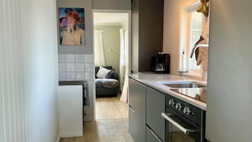 Frigorífic, forn, placa de cuina i rentaplats
