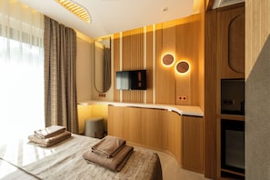 Standard Room, Balcony, Courtyard View | In-room safe, desk, laptop workspace, soundproofing - Casa Mimas Hotel (Karaburun)
