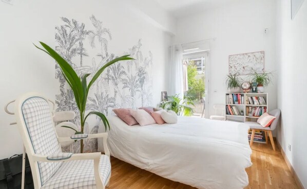 1 chambre, fer et planche à repasser, Wi-Fi, draps fournis