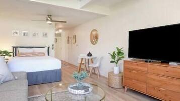 Iron/ironing board, free WiFi, bed sheets, wheelchair access