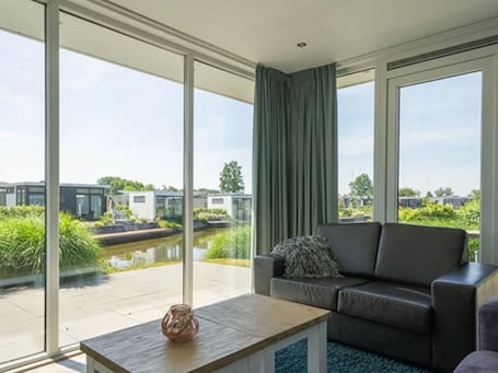 Chalet | Living area