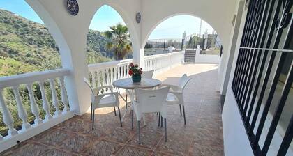 Casa La Loma With Pool